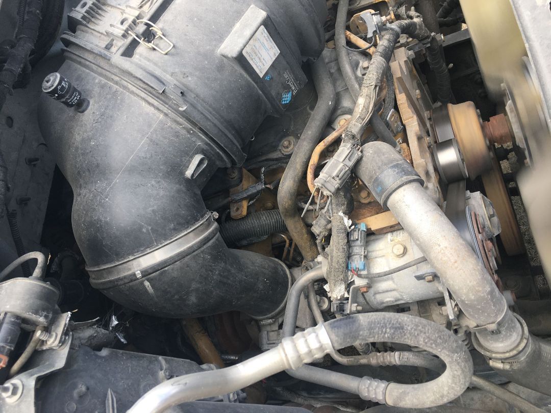 2008 FORD F750 XL - Image 19